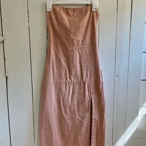 Lovely blush pink strapless dress of like-linen material.